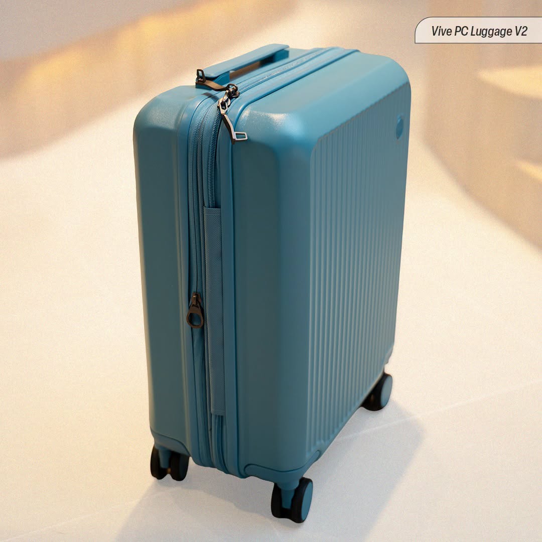Vive PC Luggage V2 light blue hard-shell suitcase