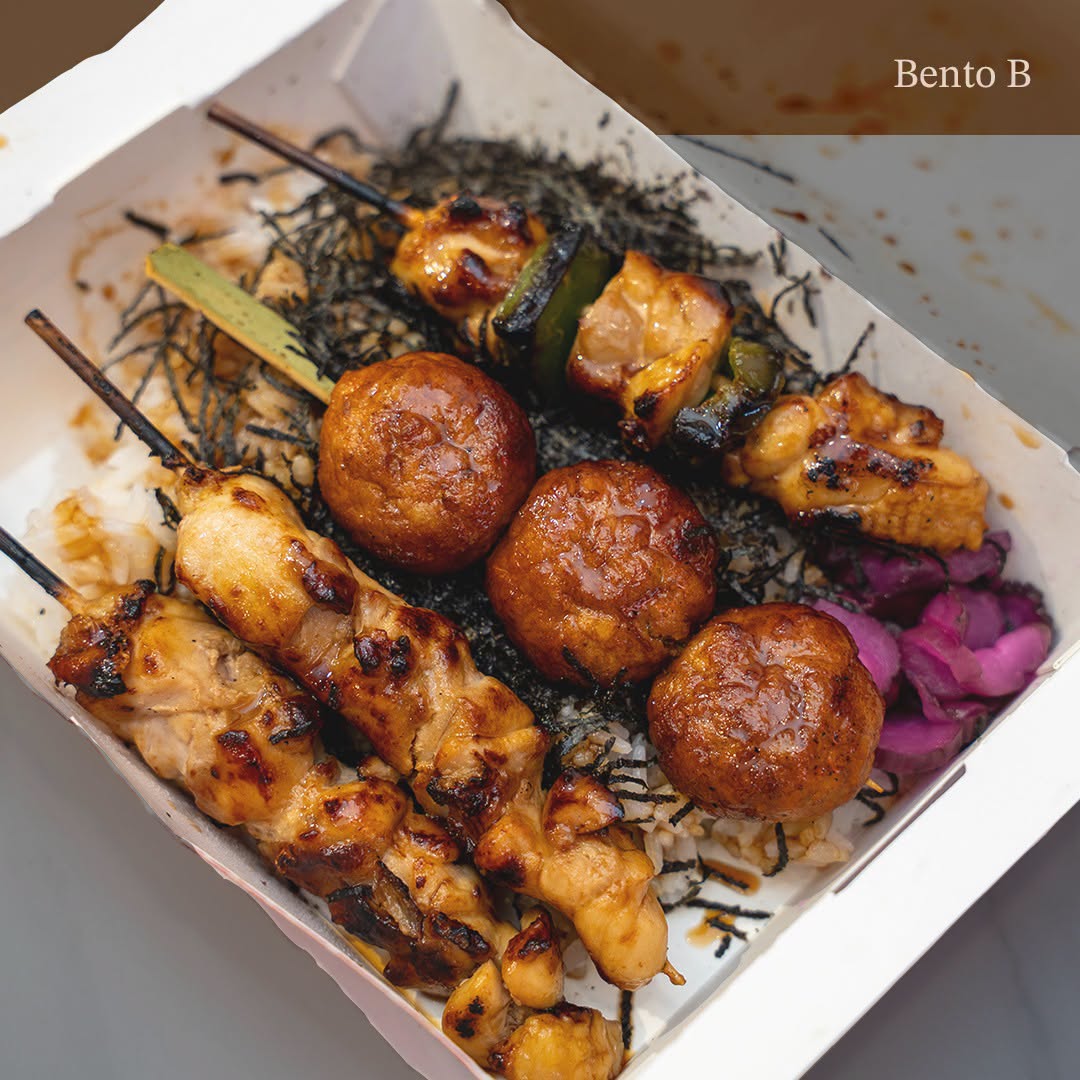 TORI-Q Bento B with grilled skewers and rice