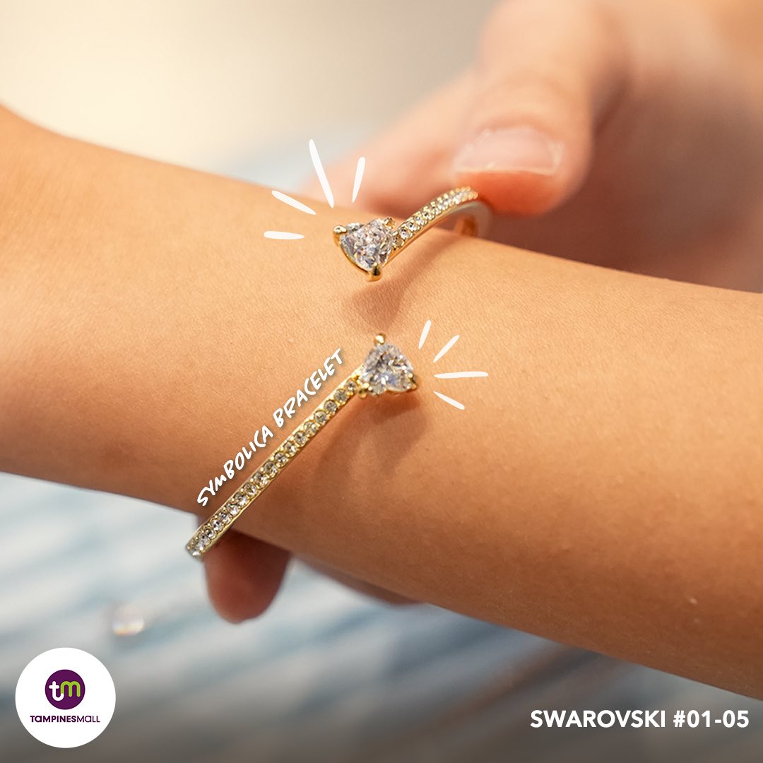 The intricate crystal details of the Hyperbola Bracelet