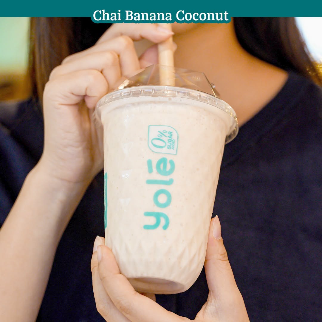 Yolé Chai Banana Coconut drink