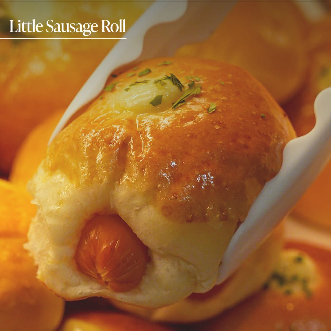 Little Sausage Roll at Four Leaves Tampines Mall