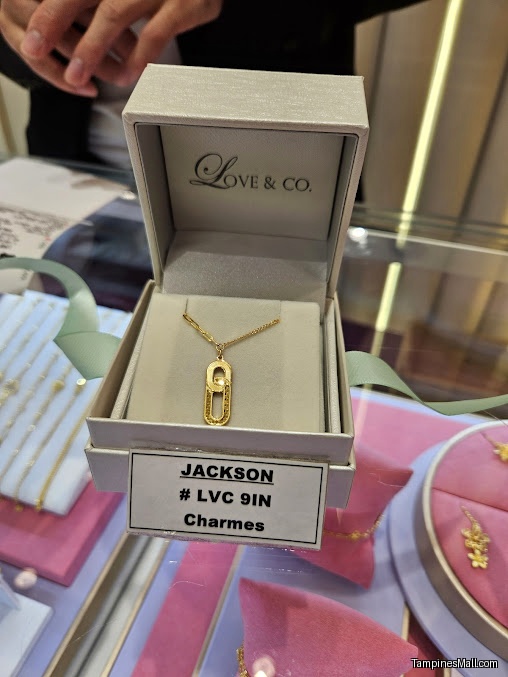 Love & Co. Tampines Mall - Engagement diamonds ring & Wedding bands