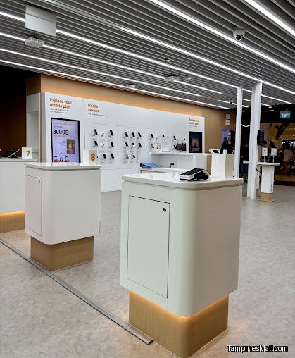 M1 Tampines Mall - Phone Shop & Internet Service Provider