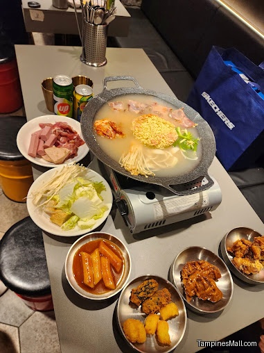 POCHA! Korean Street Dining (Tampines Mall)