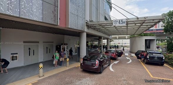 Tampines Mall Taxi Stand I03