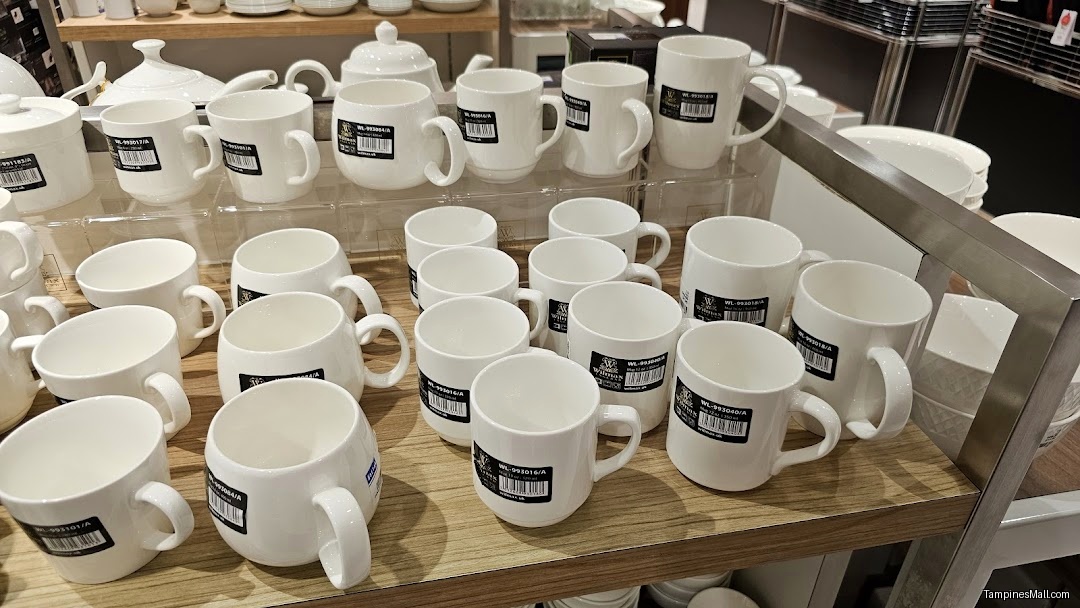 伊勢丹 Isetan Tampines - Image 25