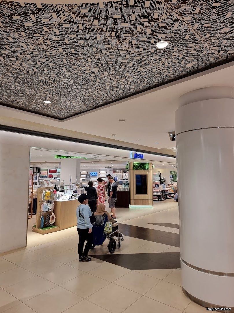 伊勢丹 Isetan Tampines - Image 15